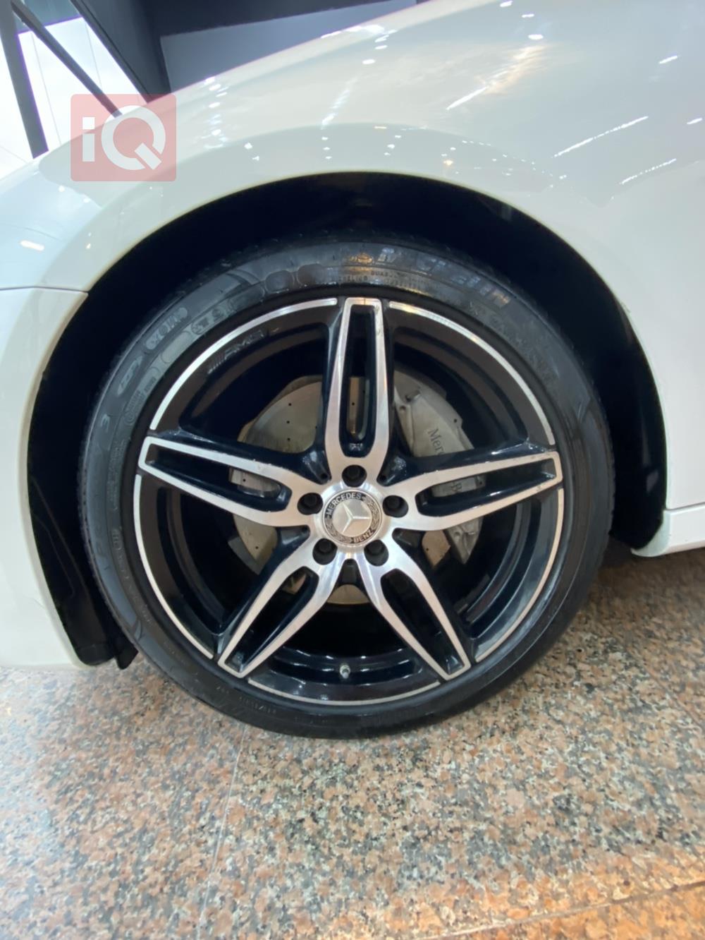 مرسيدس بنز E-Class